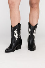 Carregar imagem no visualizador da galeria, Fortune Dynamic High Heel Western Cowgirl Boots
