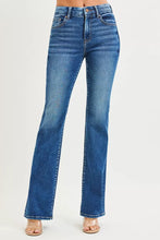 Carregar imagem no visualizador da galeria, RISEN High Rise  Bootcut Jeans With Distressed Details
