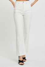 Cargar imagen en el visor de la galería, RISEN Tummy Control White Demin Straight Leg Jeans
