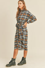 Carregar imagem no visualizador da galeria, Mable Plaid Flannel Front Tie Button Down Shirt Dress
