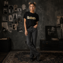 Carregar imagem no visualizador da galeria, Slightly Unhinged Psycho Women's Organic Cotton T-Shirt
