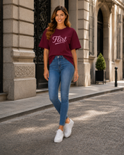 Cargar imagen en el visor de la galería, Certified Flirt T-Shirt
