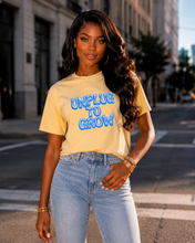 Ladda upp bild till gallerivisning, Unplug To Grow Digital Detox T-Shirt
