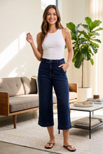 Carregar imagem no visualizador da galeria, Judy Blue High Waist Ankle Wide Jeans
