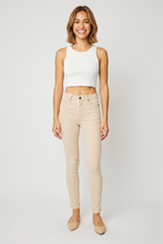 Carregar imagem no visualizador da galeria, Judy Blue Tummy Control Garment Dyed Bone White Denim Skinny Jeans
