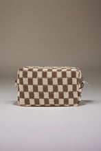 Carregar imagem no visualizador da galeria, Zenana Checkered Pattern Knitted Cosmetic Pouch
