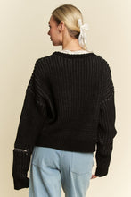 Carregar imagem no visualizador da galeria, Davi &amp; Dani Contrast Heart Dropped Shoulder Sweater
