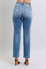 Carregar imagem no visualizador da galeria, Judy Blue Wash Thermal Wash Straight Leg Blue Denim Jeans
