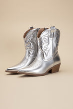 Carregar imagem no visualizador da galeria, WILLA-1 Western Booties
