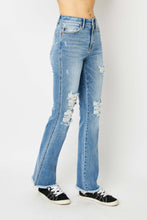 Cargar imagen en el visor de la galería, Judy Blue Distressed Raw Hem Blue Denim Bootcut Jeans
