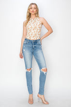 Ladda upp bild till gallerivisning, Risen High Rise Knee Distressed Skinny Blue Wash Denim Jeans
