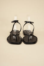 Load image into Gallery viewer, Top Moda Black Strappy Flat Sandals
