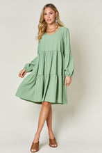 Carregar imagem no visualizador da galeria, Double Take Solid Color Tiered Luxe Knit Dress
