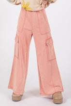 Carica l&#39;immagine nel visualizzatore di Gallery, SAGE + FIG Rose Pink Mineral Washed Terry Knit Wide Leg Pants
