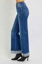 Cargar imagen en el visor de la galería, RISEN Tummy Control High Rise Cuffed Jeans
