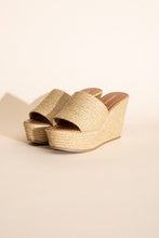 Load image into Gallery viewer, Fortune Dynamics Bounty Woven Raffia Platform Wedge Heels
