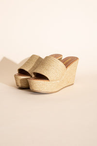 Fortune Dynamics Bounty Woven Raffia Platform Wedge Heels