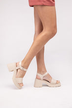 Load image into Gallery viewer, Fortune Dynamic Effortless Chic Platform Sandals
