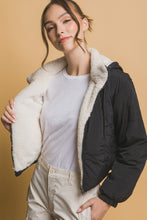 Cargar imagen en el visor de la galería, Love Tree Zip Up Cropped Hooded Sherpa Reversible Jacket
