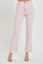 Carregar imagem no visualizador da galeria, RISEN Tummy Control Straight Leg Washed Pink Denim Jeans
