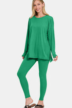 Carregar imagem no visualizador da galeria, Zenana Green Brushed Microfiber Top and Leggings Lounge Set
