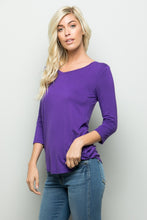 Load image into Gallery viewer, Celeste Three Quarter Sleeve Curved Hem Top
