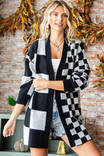 Carregar imagem no visualizador da galeria, First Love Checkered Open Front Long Sleeve Cardigan
