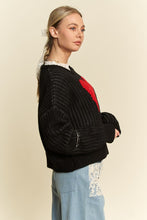 Carregar imagem no visualizador da galeria, Davi &amp; Dani Contrast Heart Dropped Shoulder Sweater
