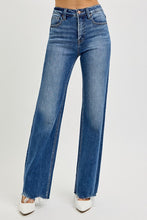 Carregar imagem no visualizador da galeria, RISEN Tummy Control High Rise Raw Hem Blue Denim Jeans
