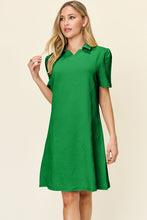 Cargar imagen en el visor de la galería, Double Take Solid Color Textured Collared Short Sleeve Dress
