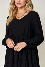 Carregar imagem no visualizador da galeria, Double Take Solid Color Tiered Luxe Knit Dress
