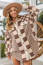 Carregar imagem no visualizador da galeria, BiBi Checkered Button Down Corduroy Shacket
