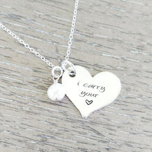 Ladda upp bild till gallerivisning, Personalized I Carry Your Heart Necklace
