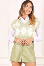 Ladda upp bild till gallerivisning, Lilou Green Argyle Yarn Dyed Knit Sweater Vest
