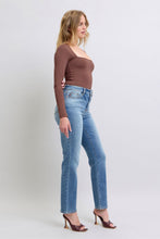 Carregar imagem no visualizador da galeria, Judy Blue Wash Thermal Wash Straight Leg Blue Denim Jeans
