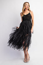 Carregar imagem no visualizador da galeria, Sweet Generis Tulle Crochet Midi Dress
