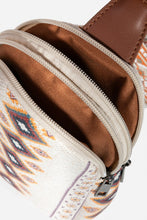 Carregar imagem no visualizador da galeria, Fame Aztec Boho Wide Strap Crossbody Bag
