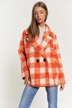 Carica l&#39;immagine nel visualizzatore di Gallery, Fuzzy Boucle Textured Double Breasted Coat
