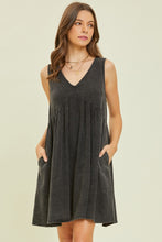 Ladda upp bild till gallerivisning, HEYSON Black Textured Mini Dress

