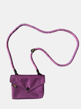 Carica l&#39;immagine nel visualizzatore di Gallery, Himawari Solid Color Envelope Shape Crossbody Bag with Removable Strap
