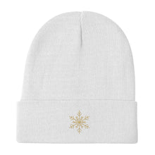 Cargar imagen en el visor de la galería, Golden Snowflake Embroidered Beanie
