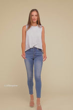 Cargar y reproducir el video en el visor de la galería, Zenana Asymmetrical Side Slit Sleeveless Top
