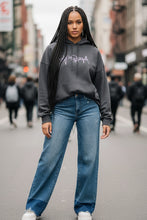 Cargar imagen en el visor de la galería, Judy Blue Raw Hem High Waist Straight Leg Jeans
