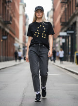 Carica l&#39;immagine nel visualizzatore di Gallery, Leo Organic Cotton T-Shirt
