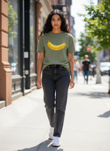 Carica l'immagine nel visualizzatore di Gallery, Golden Orchard Banana Cotton T-Shirt
