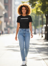 Carica l'immagine nel visualizzatore di Gallery, Hiiiiiiiiiii Women's Organic Cotton T-Shirt
