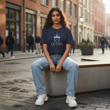 Carregar imagem no visualizador da galeria, Ice Queen Relaxed T-Shirt
