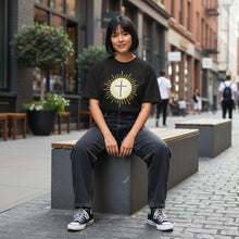 Carica l'immagine nel visualizzatore di Gallery, Centered In Light Garment Dyed Heavyweight T-Shirt
