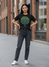 Carregar imagem no visualizador da galeria, Peacock Organic Cotton T-Shirt
