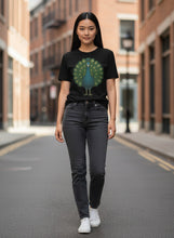 Carregar imagem no visualizador da galeria, Peacock Organic Cotton T-Shirt
